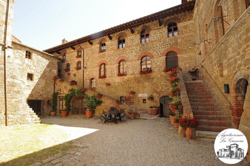 Castello La Grancia Di Spedaletto